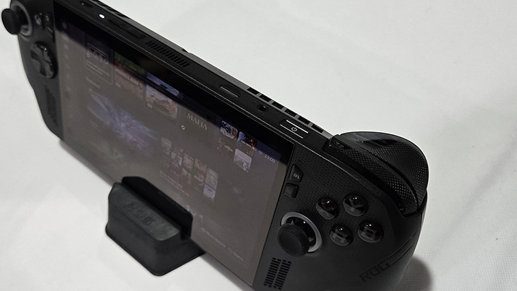 Asus ROG Xbox Ally X handheld gaming PC review