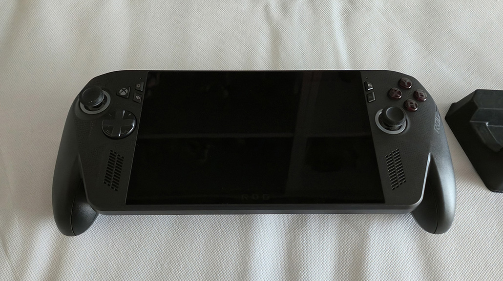 Upgrading the data storage capacity in a ROG Xbox Ally X / Xbox Ally