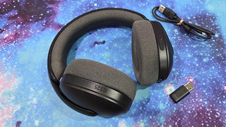 Logitech G325 Lightspeed wireless gaming headset review