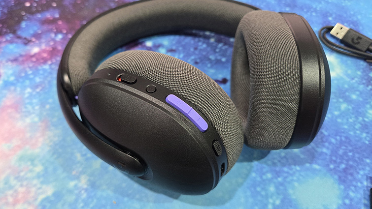Logitech G325 Lightspeed wireless gaming headset review