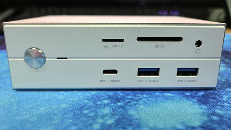 D-Link 14-in-1 Thunderbolt 4 Docking Station DUF-E01 review