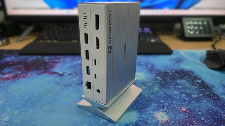 D-Link 14-in-1 Thunderbolt 4 Docking Station DUF-E01 review