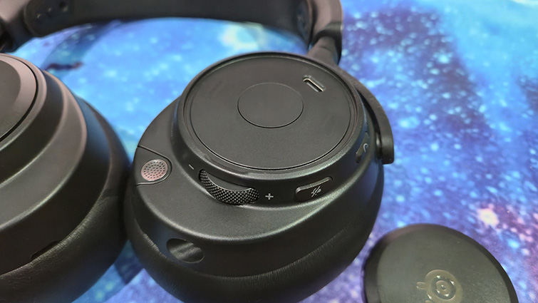 SteelSeries Arctis Nova Pro Omni wireless gaming headset review