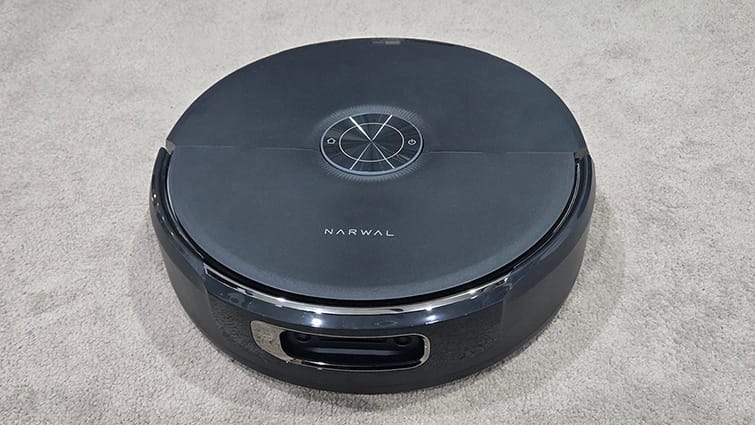 Narwal Flow 2 robot vacuum and mop review