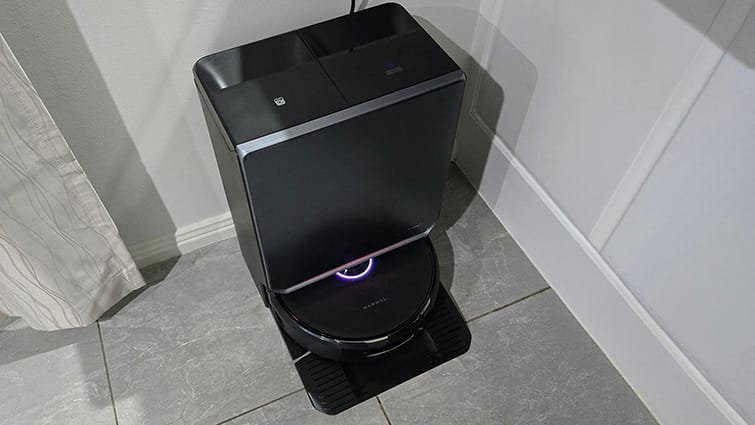 Narwal Flow 2 robot vacuum and mop review