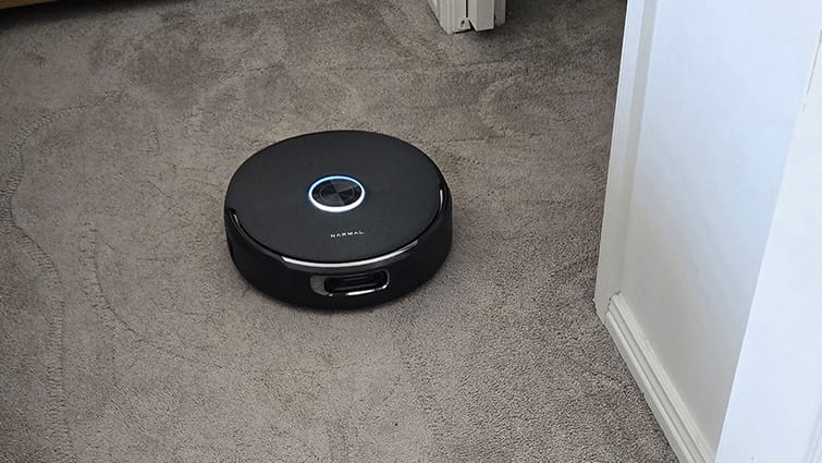 Narwal Flow 2 robot vacuum and mop review