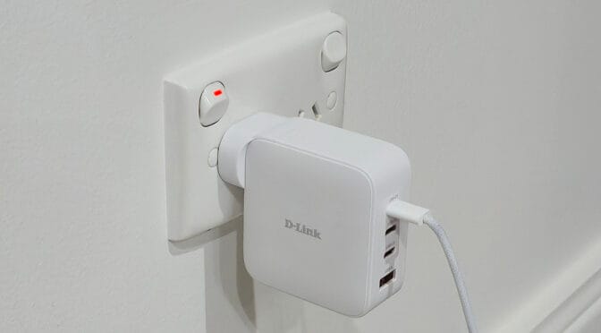 D-Link 140W GaN Charger DCF-141 review