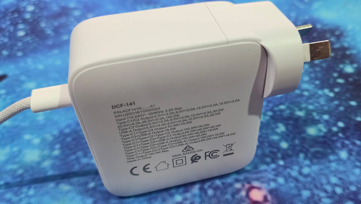 D-Link 140W GaN Charger DCF-141 review